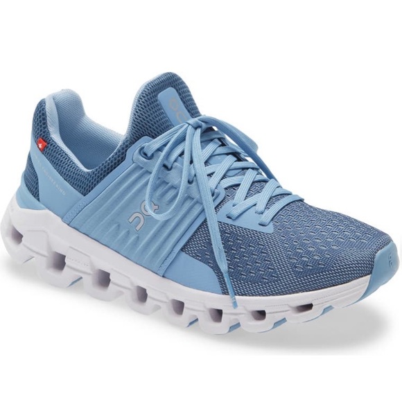 On Cloudswift running shoe 
Cloudswift Lake | Sky W - Picture 1 of 6